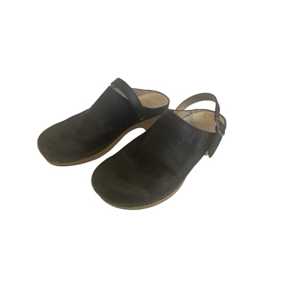 Dansko Berry Black Burnished Nubuck – Size 40/ 9.5 - 10